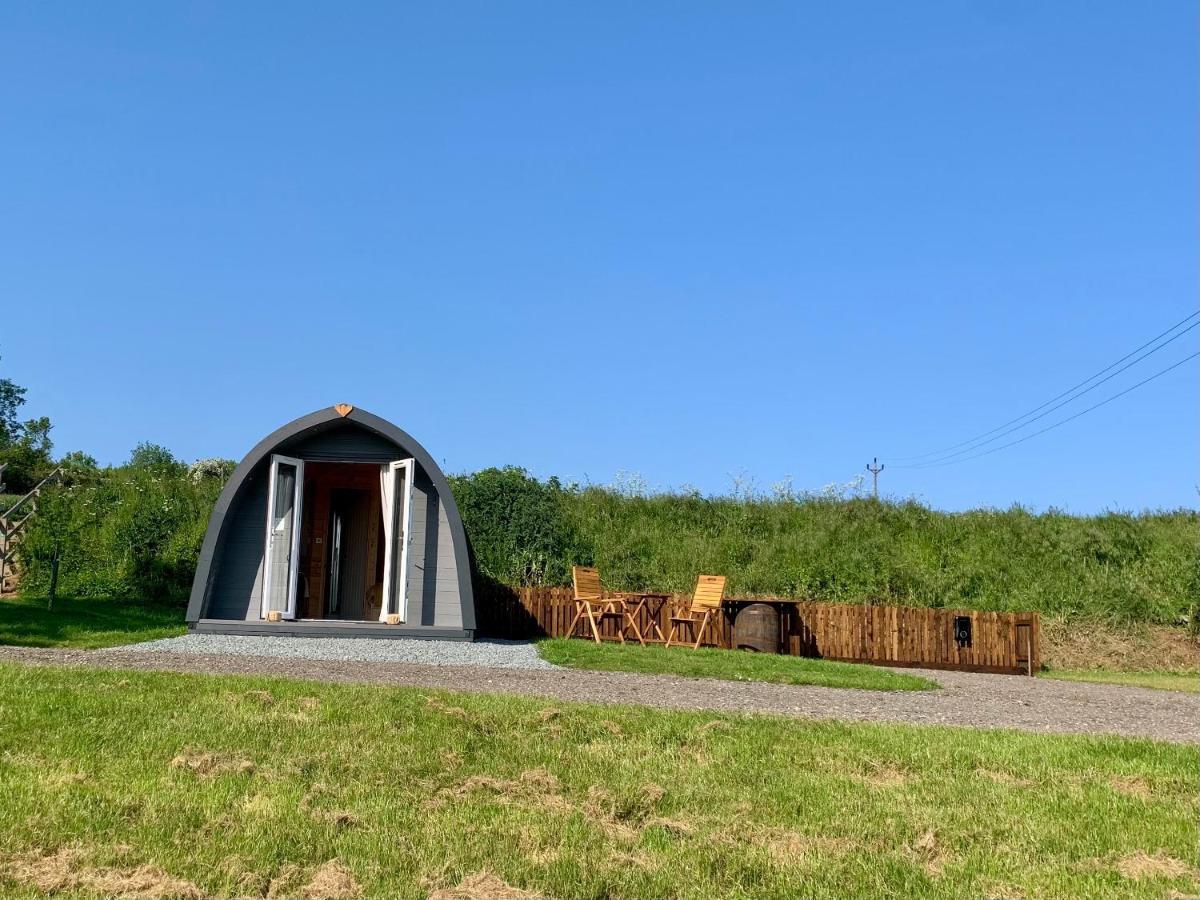 Waterpump Pod For 2 Adults With Ensuite In The Suffolk Countryside Badingham Exterior photo
